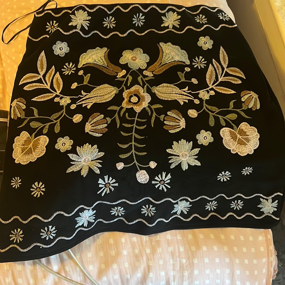 Black floral skirt